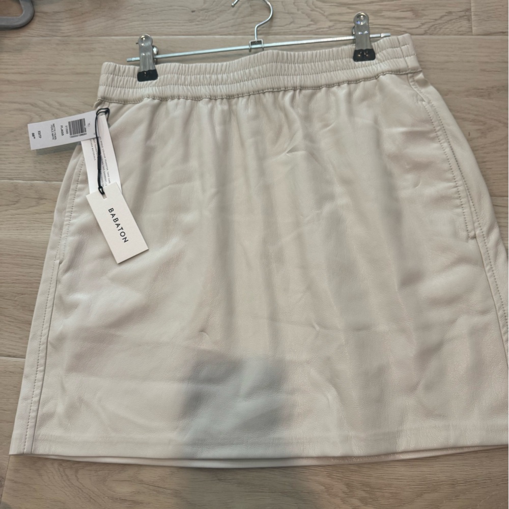 Aritzia Babaton Neutral Cream Leather Elastic-Waist Mini Skirt XS